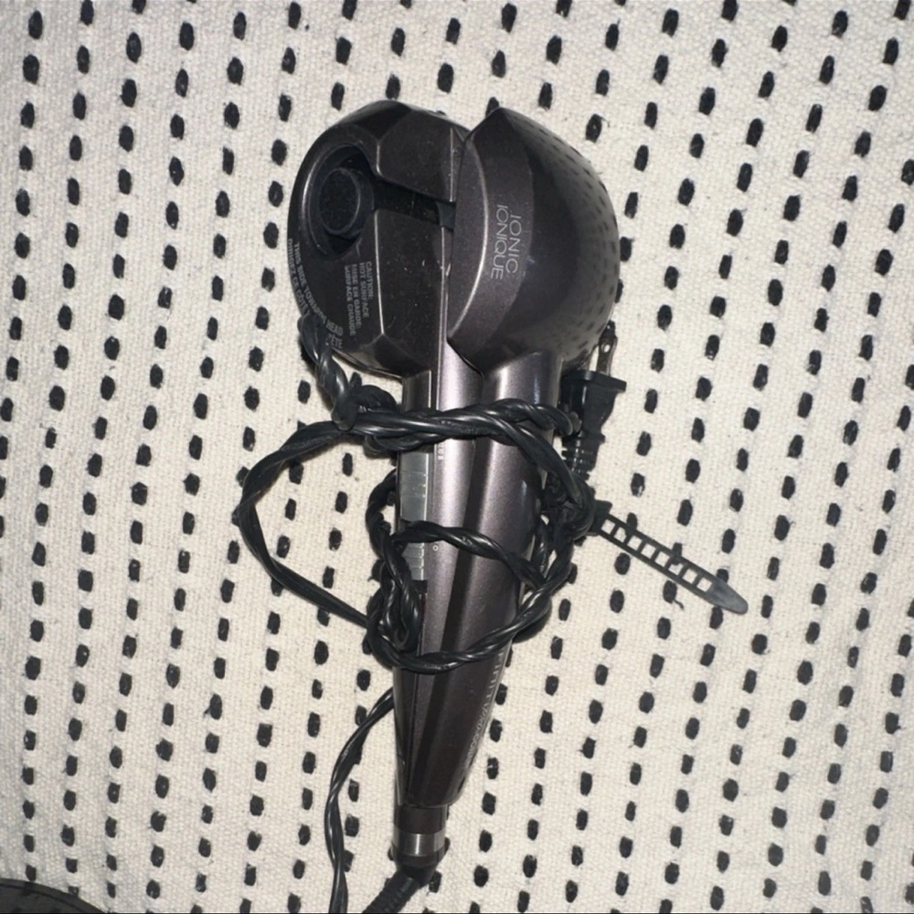 Black Hair Curler‎